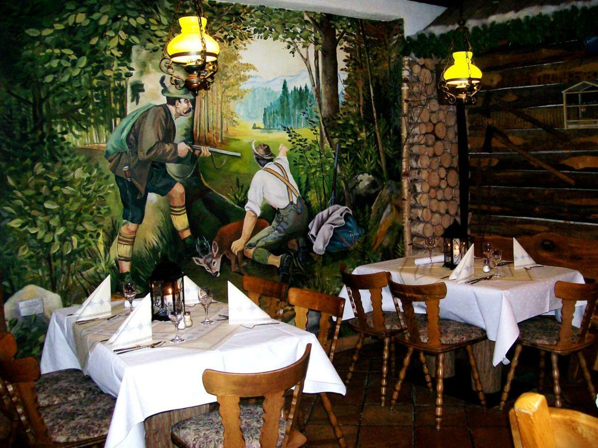 Wirtshaus Zum Wilddieb Бад Рапенау Екстериор снимка